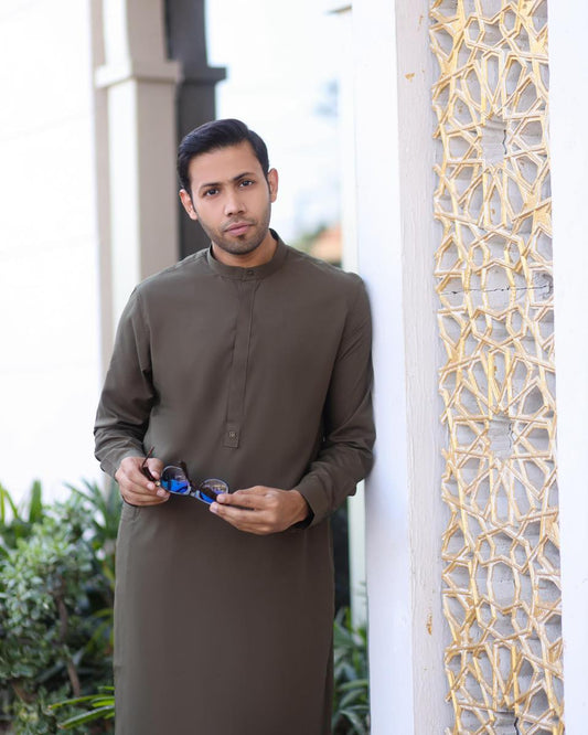 Elegant Brown Shalwar Kameez